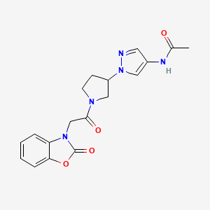 molecular formula C18H19N5O4 B12246964 N-(1-{1-[2-(2-oxo-2,3-dihydro-1,3-benzoxazol-3-yl)acetyl]pyrrolidin-3-yl}-1H-pyrazol-4-yl)acetamide 