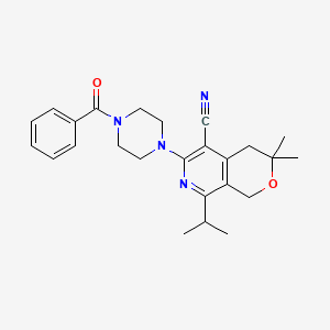 molecular formula C25H30N4O2 B1224697 6-(4-Benzoyl-1-piperazinyl)-3,3-dimethyl-8-propan-2-yl-1,4-dihydropyrano[3,4-c]pyridine-5-carbonitrile 
