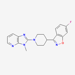 molecular formula C19H18FN5O B12247405 6-fluoro-3-(1-{3-methyl-3H-imidazo[4,5-b]pyridin-2-yl}piperidin-4-yl)-1,2-benzoxazole 