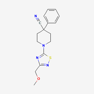 1-[3-(Methoxymethyl)-1,2,4-thiadiazol-5-yl]-4-phenylpiperidine-4-carbonitrile