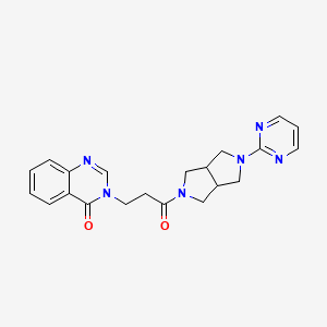 molecular formula C21H22N6O2 B12248344 3-{3-Oxo-3-[5-(pyrimidin-2-yl)-octahydropyrrolo[3,4-c]pyrrol-2-yl]propyl}-3,4-dihydroquinazolin-4-one 