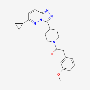 1-(4-{6-Cyclopropyl-[1,2,4]triazolo[4,3-b]pyridazin-3-yl}piperidin-1-yl)-2-(3-methoxyphenyl)ethan-1-one