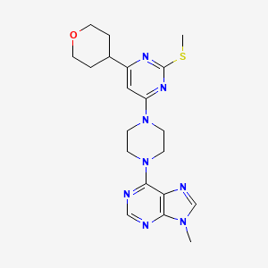 molecular formula C20H26N8OS B12248770 9-methyl-6-{4-[2-(methylsulfanyl)-6-(oxan-4-yl)pyrimidin-4-yl]piperazin-1-yl}-9H-purine 