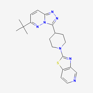 molecular formula C20H23N7S B12248854 4-{6-Tert-butyl-[1,2,4]triazolo[4,3-b]pyridazin-3-yl}-1-{[1,3]thiazolo[4,5-c]pyridin-2-yl}piperidine 