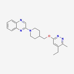 molecular formula C21H25N5O B12249797 2-(4-{[(5-Ethyl-6-methylpyridazin-3-yl)oxy]methyl}piperidin-1-yl)quinoxaline 