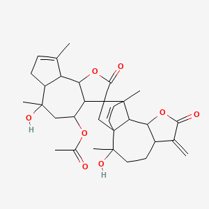 molecular formula C32H40O8 B1226085 (2',6-Dihydroxy-2',6,9,11'-tetramethyl-6'-methylidene-2,7'-dioxospiro[4,5,6a,7,9a,9b-hexahydro-3aH-azuleno[4,5-b]furan-3,15'-8-oxatetracyclo[9.2.2.01,10.05,9]pentadec-12-ene]-4-yl) acetate 