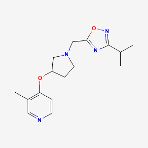 molecular formula C16H22N4O2 B12263702 3-Methyl-4-[(1-{[3-(propan-2-yl)-1,2,4-oxadiazol-5-yl]methyl}pyrrolidin-3-yl)oxy]pyridine 