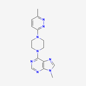 molecular formula C15H18N8 B12266223 9-methyl-6-[4-(6-methylpyridazin-3-yl)piperazin-1-yl]-9H-purine 