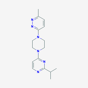 molecular formula C16H22N6 B12266310 4-[4-(6-Methylpyridazin-3-yl)piperazin-1-yl]-2-(propan-2-yl)pyrimidine 