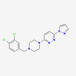 molecular formula C18H18Cl2N6 B12267187 3-{4-[(3,4-dichlorophenyl)methyl]piperazin-1-yl}-6-(1H-pyrazol-1-yl)pyridazine 