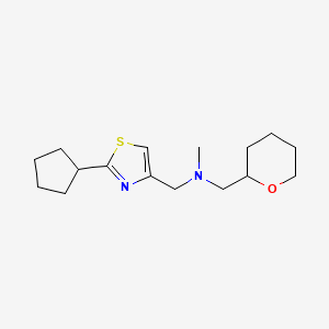 [(2-Cyclopentyl-1,3-thiazol-4-yl)methyl](methyl)[(oxan-2-yl)methyl]amine