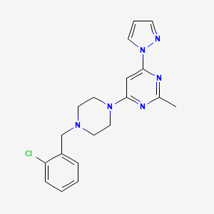 molecular formula C19H21ClN6 B12268032 4-{4-[(2-chlorophenyl)methyl]piperazin-1-yl}-2-methyl-6-(1H-pyrazol-1-yl)pyrimidine 