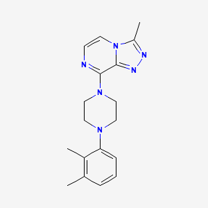 molecular formula C18H22N6 B12269413 1-(2,3-Dimethylphenyl)-4-{3-methyl-[1,2,4]triazolo[4,3-a]pyrazin-8-yl}piperazine 