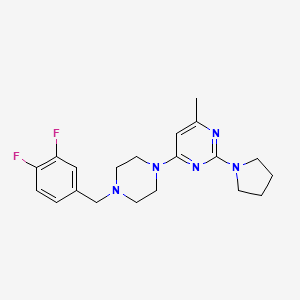 4-{4-[(3,4-Difluorophenyl)methyl]piperazin-1-yl}-6-methyl-2-(pyrrolidin-1-yl)pyrimidine