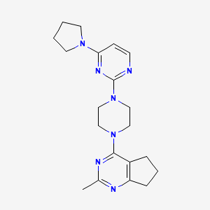 molecular formula C20H27N7 B12269599 2-(4-{2-methyl-5H,6H,7H-cyclopenta[d]pyrimidin-4-yl}piperazin-1-yl)-4-(pyrrolidin-1-yl)pyrimidine 