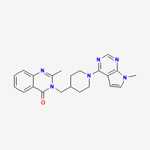 molecular formula C22H24N6O B12270723 2-methyl-3-[(1-{7-methyl-7H-pyrrolo[2,3-d]pyrimidin-4-yl}piperidin-4-yl)methyl]-3,4-dihydroquinazolin-4-one 