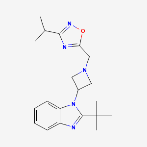 molecular formula C20H27N5O B12271108 2-tert-butyl-1-(1-{[3-(propan-2-yl)-1,2,4-oxadiazol-5-yl]methyl}azetidin-3-yl)-1H-1,3-benzodiazole 