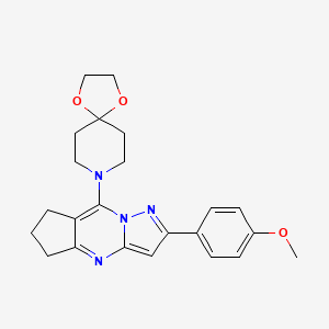 molecular formula C23H26N4O3 B1227689 8-[11-(4-甲氧基苯基)-1,8,12-三氮杂三环[7.3.0.03,7]十二-2,7,9,11-四烯-2-基]-1,4-二氧杂-8-氮杂螺[4.5]癸烷 