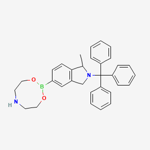 molecular formula C32H33BN2O2 B12279196 2,3-Dihydro-(1R)-methyl-5-(tetrahydro-4H-1,3,6,2-dioxazaborocin-2-YL)-2-(triphenylmethyl)-1H-isoindole 