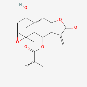 molecular formula C20H26O6 B1228569 (8-羟基-4,9-二甲基-14-亚甲基-13-氧代-5,12-二氧杂三环[9.3.0.04,6]十四烷-9-烯-2-基) 2-甲基丁-2-烯酸酯 