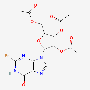 [(2R,3R,4R,5R)-3,4-bis(acetyloxy)-5-(2-bromo-6-hydroxy-9H-purin-9-yl)oxolan-2-yl]methyl acetate