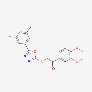 molecular formula C20H18N2O4S B1229737 1-(2,3-Dihydro-1,4-benzodioxin-6-yl)-2-[[5-(3,5-dimethylphenyl)-1,3,4-oxadiazol-2-yl]thio]ethanone 