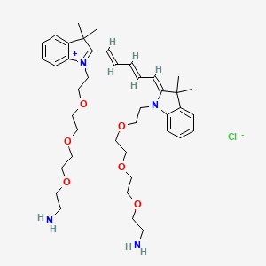 molecular formula C41H61ClN4O6 B12298004 2-[2-[2-[2-[(2Z)-2-[(2E,4E)-5-[1-[2-[2-[2-(2-aminoethoxy)ethoxy]ethoxy]ethyl]-3,3-dimethylindol-1-ium-2-yl]penta-2,4-dienylidene]-3,3-dimethylindol-1-yl]ethoxy]ethoxy]ethoxy]ethanamine;chloride 