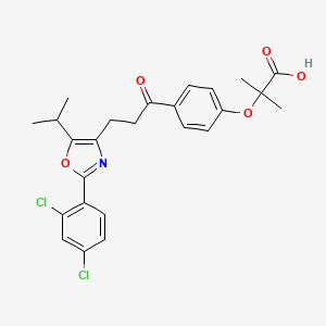 molecular formula C25H25Cl2NO5 B12299519 2-[4-[3-[2-(2,4-Dichlorophenyl)-5-propan-2-yl-1,3-oxazol-4-yl]propanoyl]phenoxy]-2-methylpropanoic acid 