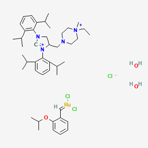 molecular formula C45H71Cl3N4O3Ru B12308336 (1,3-Bis(2,6-diisopropylphenyl)-4-((4-ethyl-4-methylpiperzain-1-ium-1-yl)methyl)imidazolidin-2-ylidene)(2-isopropoxybenzylidene)ruthenium(II)dichloride chloride dihydrate FixCat 