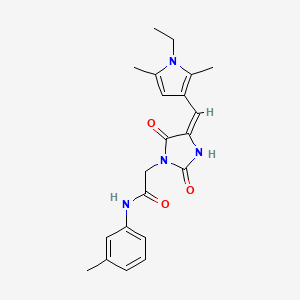 molecular formula C21H24N4O3 B1230951 2-[(4E)-4-[(1-ethyl-2,5-dimethylpyrrol-3-yl)methylidene]-2,5-dioxoimidazolidin-1-yl]-N-(3-methylphenyl)acetamide 