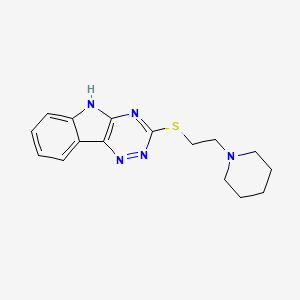 molecular formula C16H19N5S B1231311 3-[2-(1-哌啶基)乙硫基]-5H-[1,2,4]三嗪并[5,6-b]吲哚 