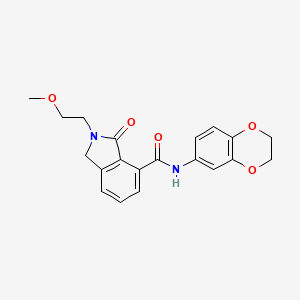 molecular formula C20H20N2O5 B1231312 N-(2,3-dihydro-1,4-benzodioxin-6-yl)-2-(2-methoxyethyl)-3-oxo-1H-isoindole-4-carboxamide 