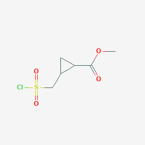 Methyl 2-[(chlorosulfonyl)methyl]cyclopropane-1-carboxylate