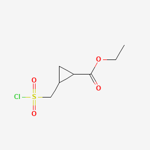 rac-ethyl (1R,2R)-2-[(chlorosulfonyl)methyl]cyclopropane-1-carboxylate, trans