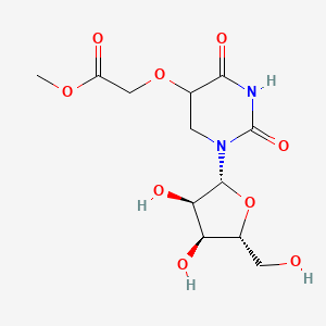 molecular formula C12H18N2O9 B12333195 methyl 2-[[1-[(2R,3R,4S,5R)-3,4-dihydroxy-5-(hydroxymethyl)oxolan-2-yl]-2,4-dioxo-1,3-diazinan-5-yl]oxy]acetate 