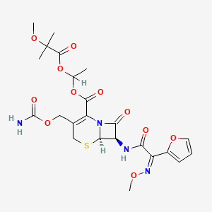 1-(2-methoxy-2-methylpropanoyl)oxyethyl (6R,7R)-3-(carbamoyloxymethyl)-7-[[(2Z)-2-(furan-2-yl)-2-methoxyiminoacetyl]amino]-8-oxo-5-thia-1-azabicyclo[4.2.0]oct-2-ene-2-carboxylate