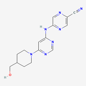 molecular formula C15H17N7O B12339139 5-((6-(4-(Hydroxymethyl)piperidin-1-yl)pyrimidin-4-yl)amino)pyrazine-2-carbonitrile 