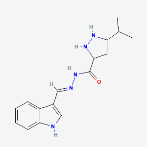 molecular formula C16H21N5O B12345494 N-[(E)-1H-indol-3-ylmethylideneamino]-5-propan-2-ylpyrazolidine-3-carboxamide 