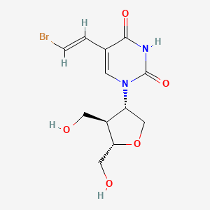molecular formula C12H15BrN2O5 B1234867 5-(2-Bromoethenyl)-1-(tetrahydro-4,5-bis(hydroxymethyl)-3-furanyl)-2,4(1H,3H)-pyrimidinedione CAS No. 132523-59-2