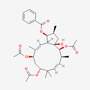 [(1S,2S,3aR,4S,5S,6Z,9R,11R,12Z,13aS)-4,9,11-triacetyloxy-3a-hydroxy-2,5,8,8,12-pentamethyl-2,3,4,5,9,10,11,13a-octahydro-1H-cyclopenta[12]annulen-1-yl] benzoate