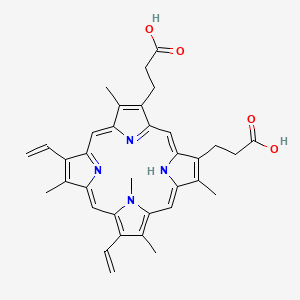 molecular formula C35H36N4O4 B12350961 3-[18-(2-carboxyethyl)-8,13-bis(ethenyl)-3,7,12,17,22-pentamethyl-21H-porphyrin-2-yl]propanoic acid 