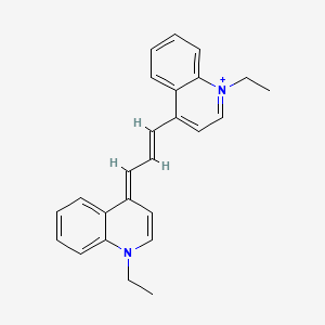 molecular formula C25H25N2+ B1235659 (4E)-1-ethyl-4-[(E)-3-(1-ethylquinolin-1-ium-4-yl)prop-2-enylidene]quinoline 