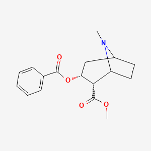 molecular formula C17H21NO4 B1235923 8-氮杂双环[3.2.1]辛烷-2-羧酸，3-(苯甲酰氧基)-8-甲基-，甲酯，[1R-(外，外)]- 