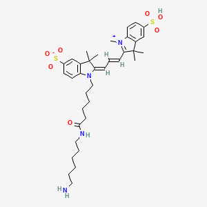 (2E)-1-[6-(6-aminohexylamino)-6-oxohexyl]-3,3-dimethyl-2-[(E)-3-(1,3,3-trimethyl-5-sulfoindol-1-ium-2-yl)prop-2-enylidene]indole-5-sulfonate