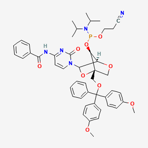 N-[1-[(1R,4R,7S)-1-[[bis(4-methoxyphenyl)-phenylmethoxy]methyl]-7-[2-cyanoethoxy-[di(propan-2-yl)amino]phosphanyl]oxy-2,5-dioxabicyclo[2.2.1]heptan-3-yl]-2-oxopyrimidin-4-yl]benzamide