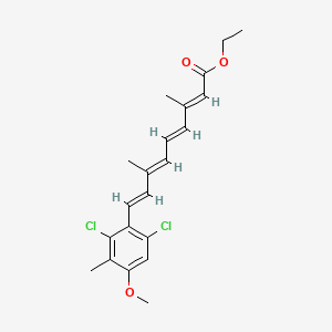 molecular formula C21H24Cl2O3 B1240137 ethyl (2E,4E,6E,8E)-9-(2,6-dichloro-4-methoxy-3-methylphenyl)-3,7-dimethylnona-2,4,6,8-tetraenoate CAS No. 78548-88-6