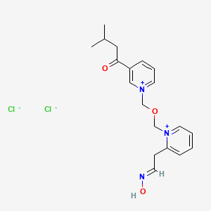 molecular formula C19H25Cl2N3O3 B1241675 (2-Hydroxyiminomethyl)-pyridinium-1-methyl (3-isovaleryl)-pyridinium-1-methyl ether dichloride CAS No. 77704-19-9