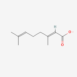molecular formula C10H15O2- B1243311 香叶酸酯 