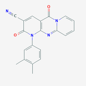 molecular formula C20H14N4O2 B1243316 1-(3,4-二甲苯基)-2,5-二氧代-3-二吡啶并[1,2-d:3',4'-f]嘧啶腈 