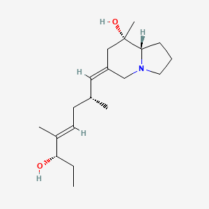 molecular formula C19H33NO2 B1245096 (6Z,8S,8aS)-6-[(E,2R,6S)-6-hydroxy-2,5-dimethyloct-4-enylidene]-8-methyl-1,2,3,5,7,8a-hexahydroindolizin-8-ol 